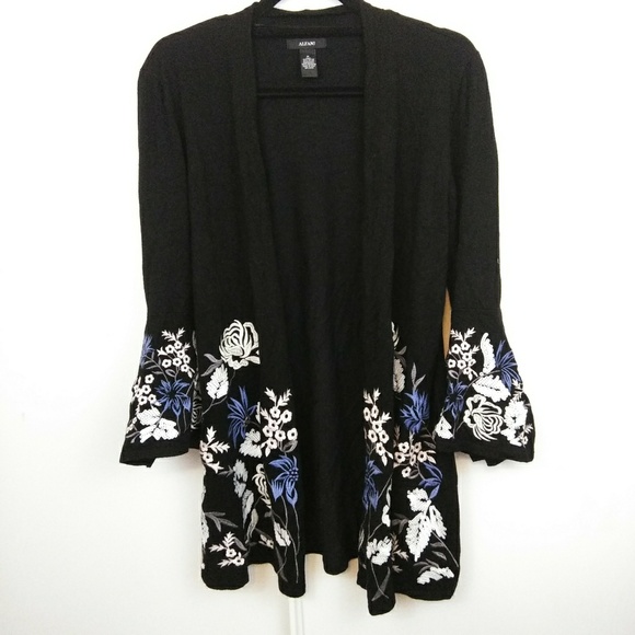 Alfani Sweaters - 🍁3/$25 Alfani Embroidered Bell Sleeve Cardigan